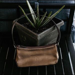 💛 METALLIC - FAUX LEATHER HANDBAG 💛